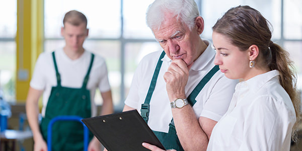 How can managers relieve associates’ holiday stress?