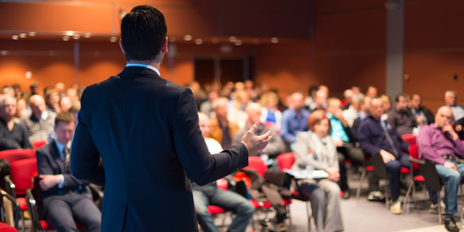 What bad habits do retail solution providers need to break?