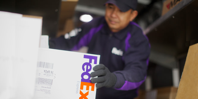 Date-certain shipping is the new holiday imperative for retailers