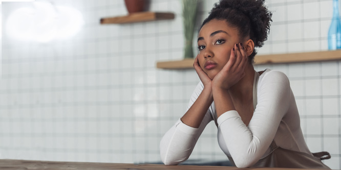 Have retail store associates fallen into a hypnotic state?